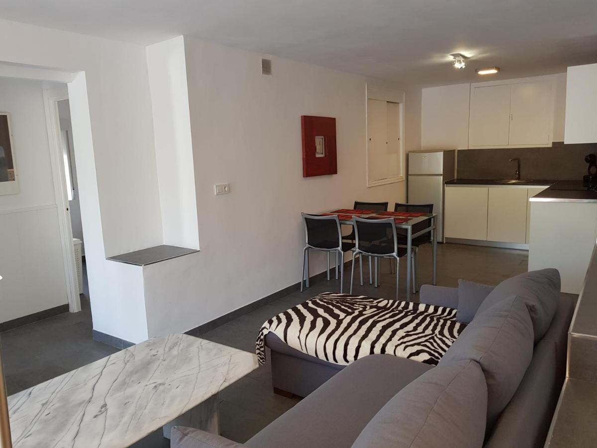 Lovely Bungalow For Four Close To Beach And City In Torrevieja Zewnętrze zdjęcie