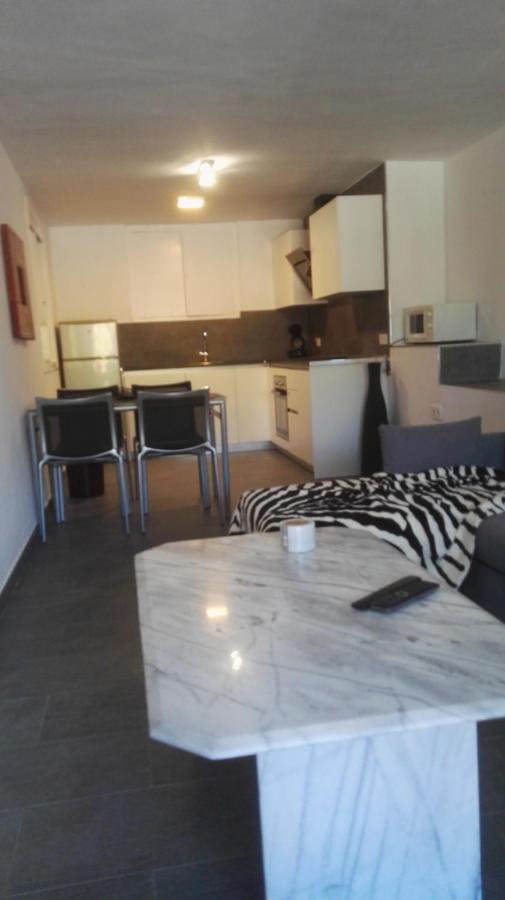 Lovely Bungalow For Four Close To Beach And City In Torrevieja Zewnętrze zdjęcie
